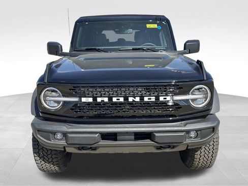 New 2026 Ford Bronco Outer Banks w/ Sasquatch Package AWD/4WD image 2