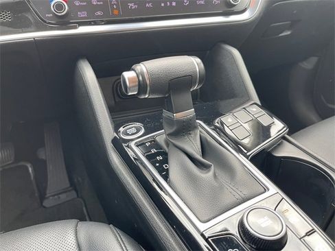 Used 2023 Kia Sportage EX image 24