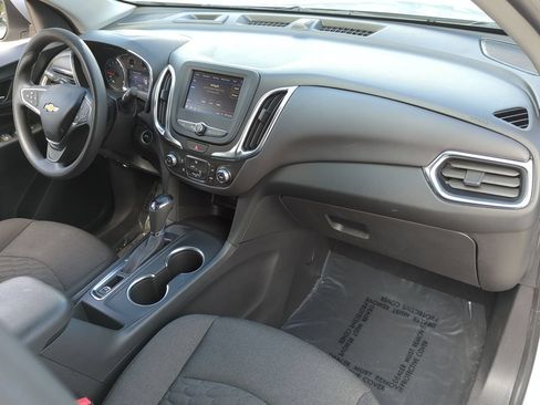 Used 2021 Chevrolet Equinox LT FWD image 26