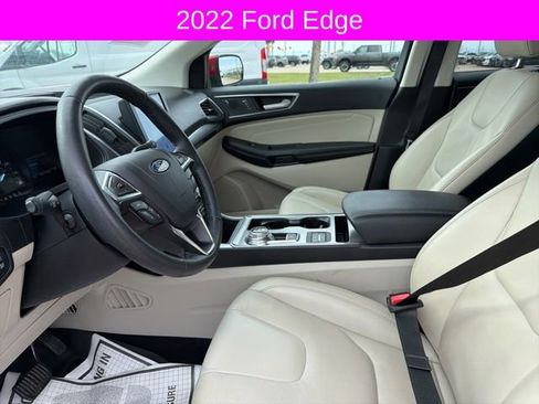 Used 2022 Ford Edge Titanium image 11