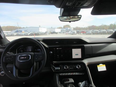 New 2026 GMC Sierra 1500 AT4 image 17