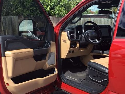 Used 2023 Ford F250 Lariat w/ Tremor Off-Road Package image 17