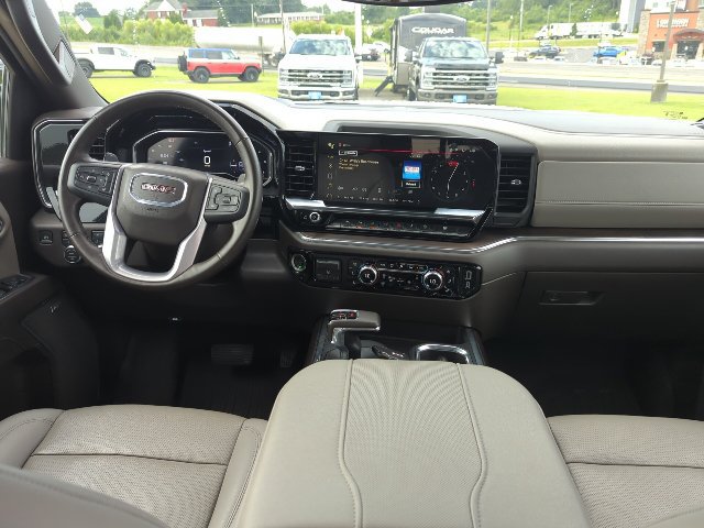Used 2024 GMC Sierra 1500 SLT w/ SLT Premium Plus Package AWD/4WD image 16