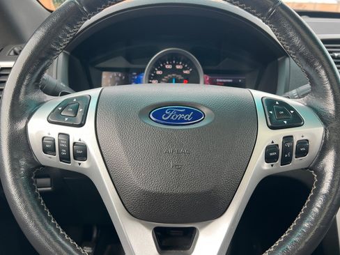 Used 2013 Ford Explorer Sport w/ Class III Trailer Tow Pkg image 21