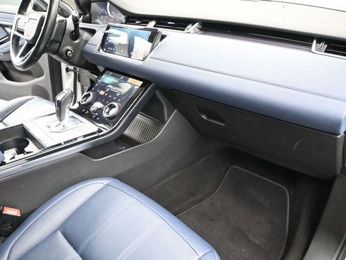 Used 2021 Land Rover Range Rover Evoque SE image 17