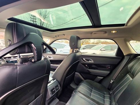 Used 2020 Land Rover Range Rover Velar S image 12