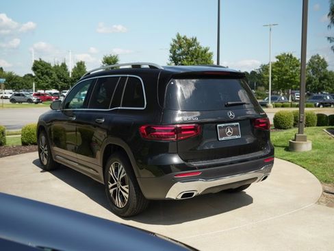 Used 2026 Mercedes-Benz GLB 250 4MATIC image 6