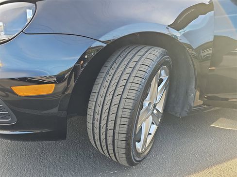 Used 2012 Volkswagen Eos Lux image 32