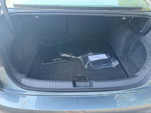 New 2025 Volkswagen Jetta SE image 16