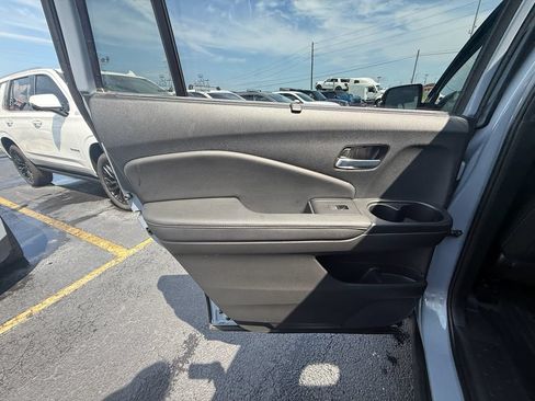 Used 2022 Honda Pilot Special Edition image 18