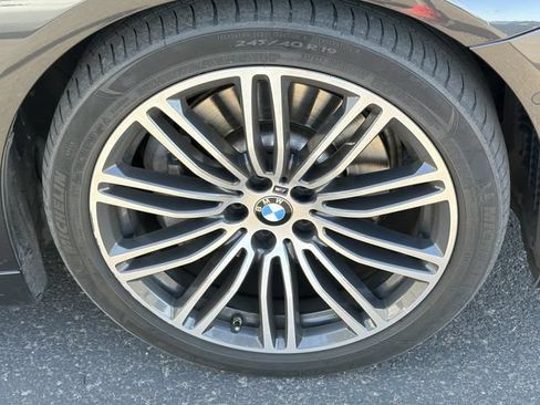 Used 2017 BMW 540i RWD image 4