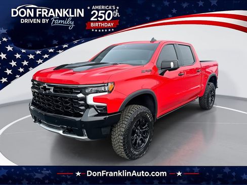 Used 2025 Chevrolet Silverado 1500 ZR2 w/ Technology Package AWD/4WD image 1