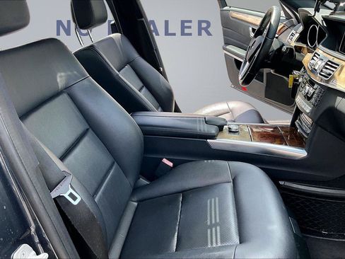 Used 2014 Mercedes-Benz E 350 4MATIC Sedan image 26