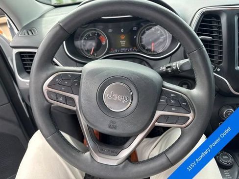Used 2021 Jeep Cherokee Latitude Lux w/ Comfort/Convenience Group AWD/4WD image 14