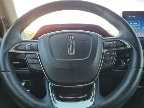 Certified 2023 Lincoln Nautilus AWD w/ Premium Package image 14