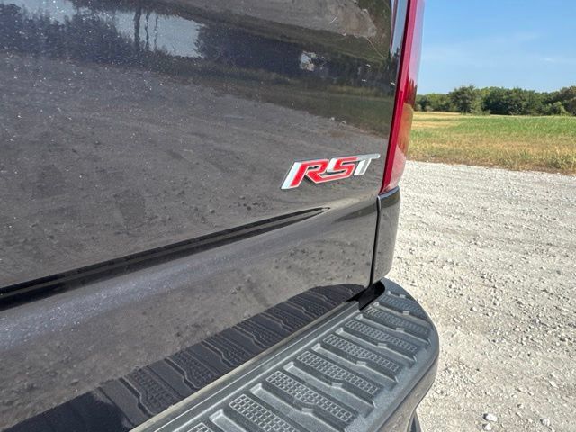Used 2024 Chevrolet Silverado 1500 RST RWD image 13