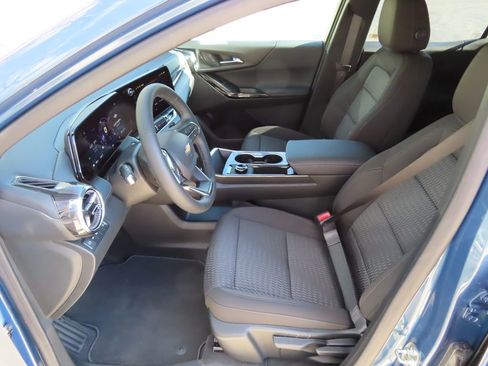 New 2026 Chevrolet Equinox LT w/ Safety and Technology Package AWD/4WD image 20