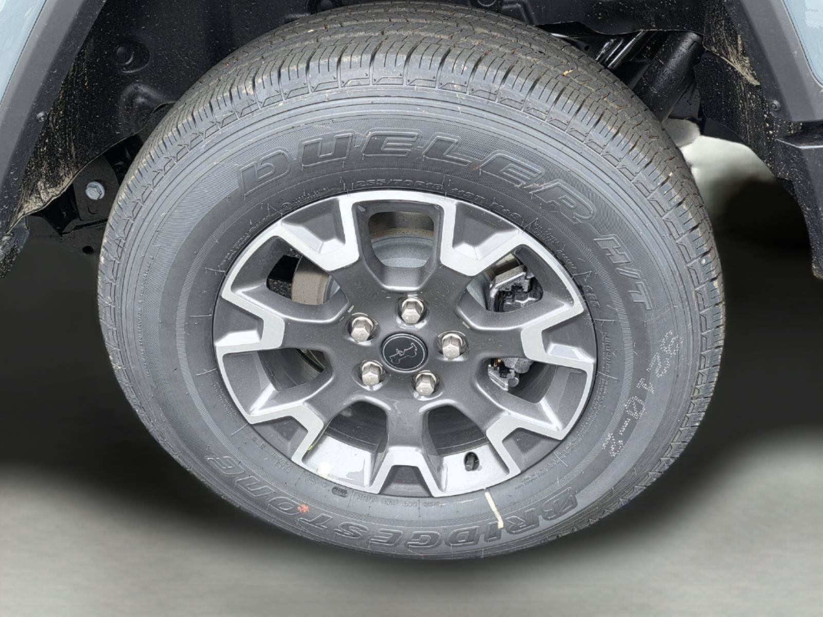 New 2026 Jeep Wrangler Unlimited Sahara AWD/4WD image 25
