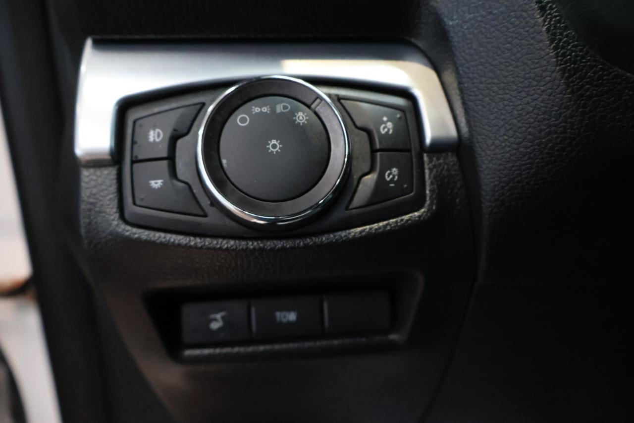 Used 2018 Ford Explorer Sport AWD/4WD image 19