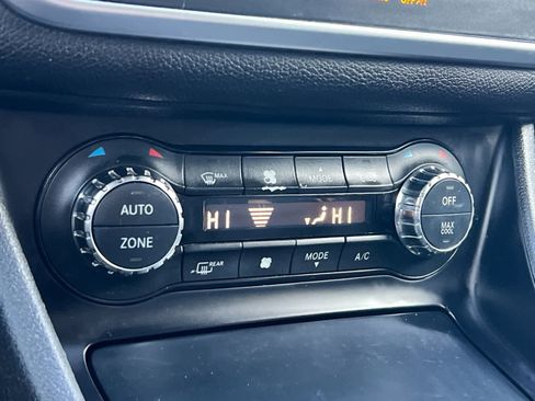 Used 2016 Mercedes-Benz GLA 250 4MATIC image 20