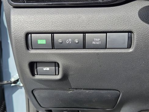 New 2025 Nissan Sentra SV w/ All-Weather Package image 29