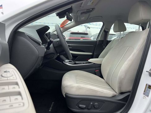 Used 2023 Hyundai Sonata SEL image 12