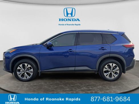 Used 2021 Nissan Rogue SV w/ Premium Package FWD image 2