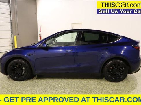 Used 2022 Tesla Model Y Long Range image 4