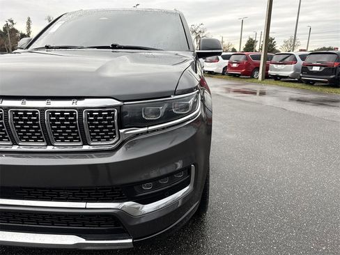 Used 2022 Jeep Grand Wagoneer Series I w/ Rear Seat Video Group 1 image 9