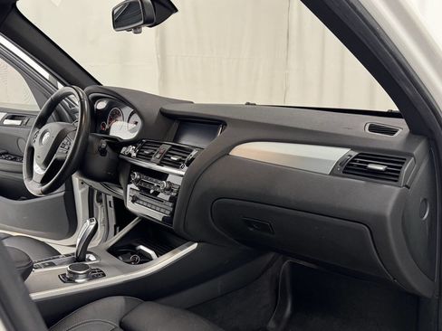Used 2017 BMW X3 xDrive35i image 16