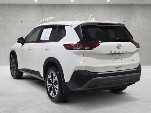 Used 2023 Nissan Rogue SV FWD image 14