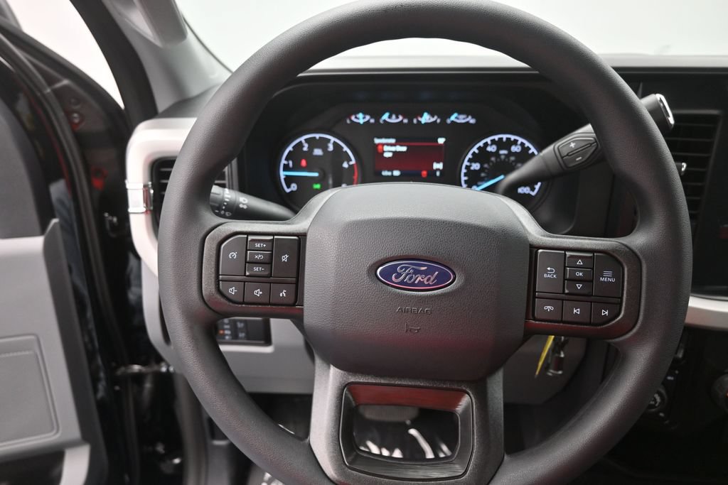 New 2027 Ford F250 XL w/ Tremor Off-Road Package AWD/4WD image 3