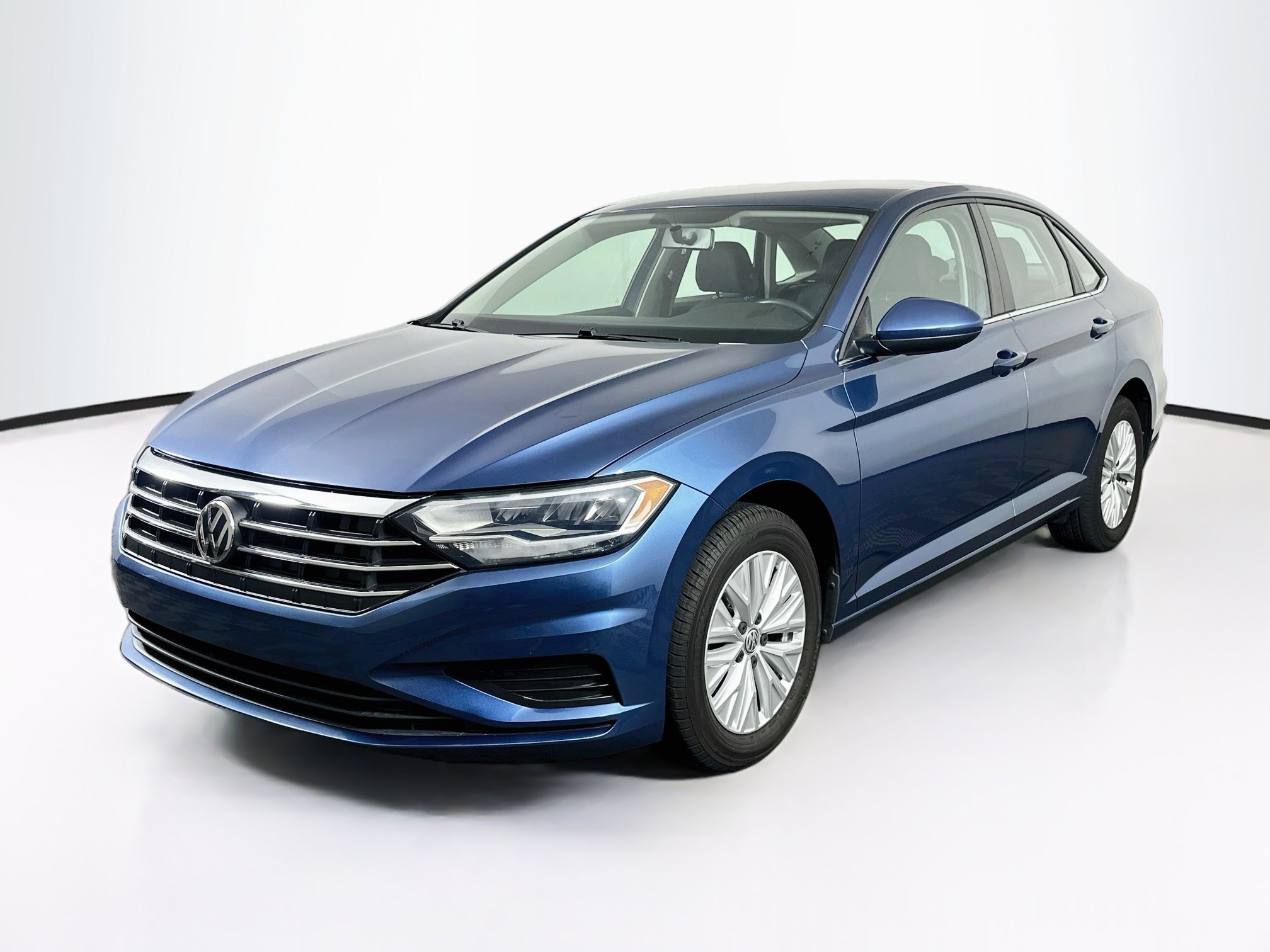 Used 2019 Volkswagen Jetta S w/ Driver Assistance Package FWD image 3