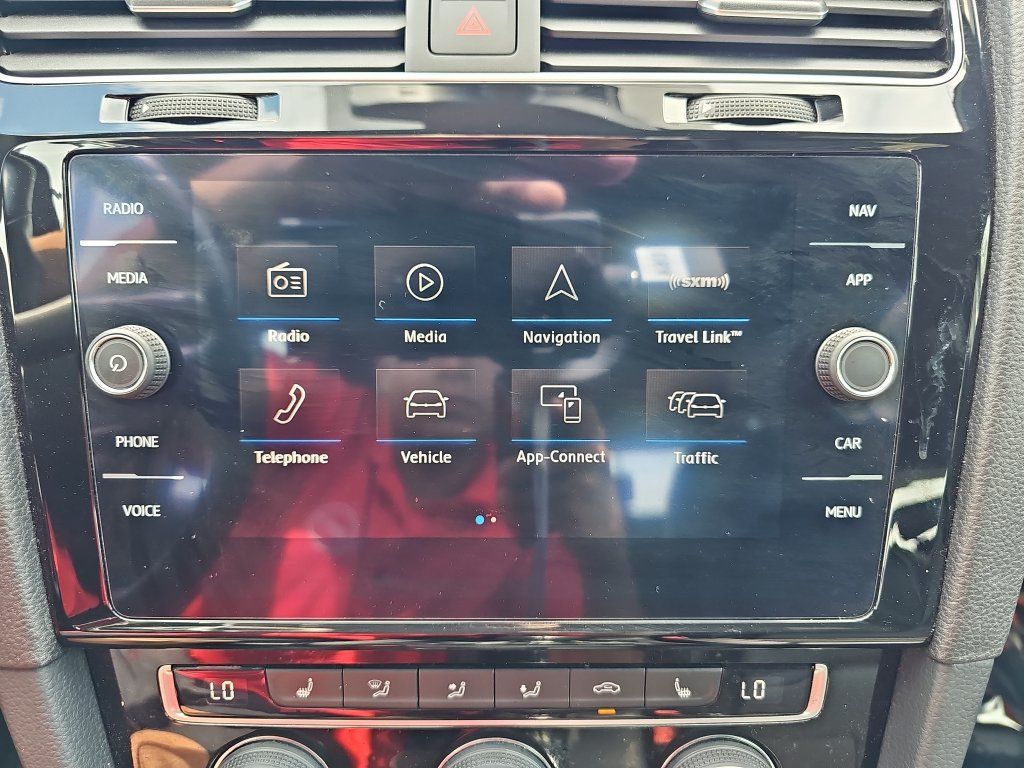 Used 2019 Volkswagen Golf R 4-Door AWD/4WD image 22