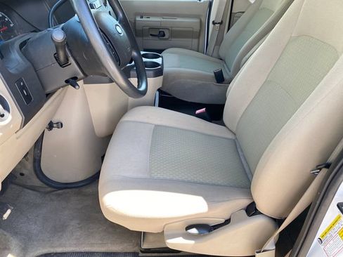 Used 2013 Ford E-350 and Econoline 350 XLT RWD image 15