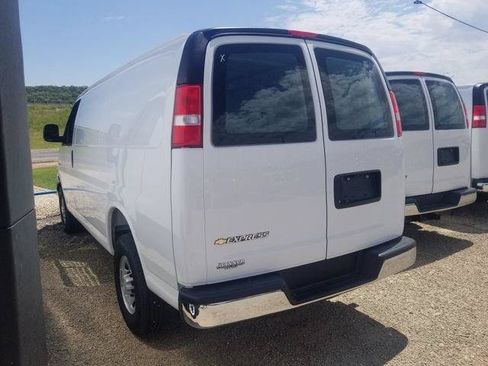 New 2026 Chevrolet Express 2500 w/ Driver Convenience Package RWD image 3