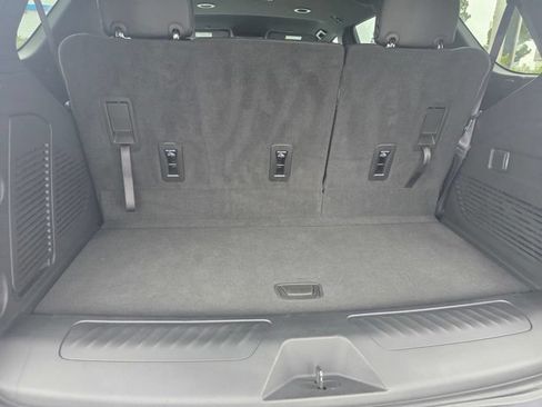 Used 2024 Chevrolet Tahoe LT RWD image 19