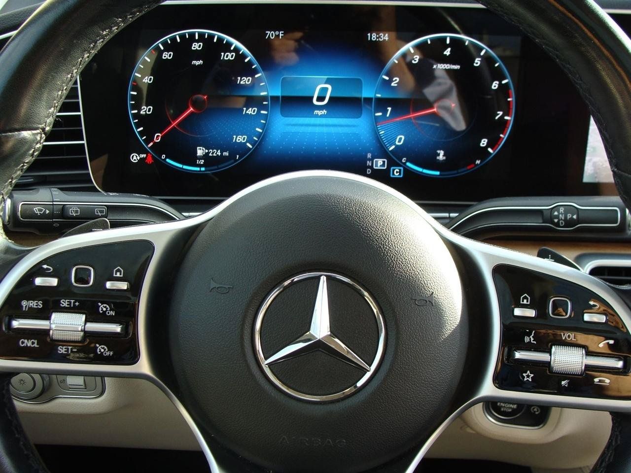 Used 2021 Mercedes-Benz GLE 350 4MATIC image 16