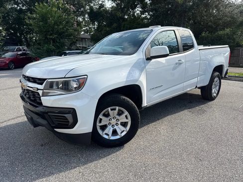 Used 2022 Chevrolet Colorado LT w/ Fleet Safety Package RWD image 2