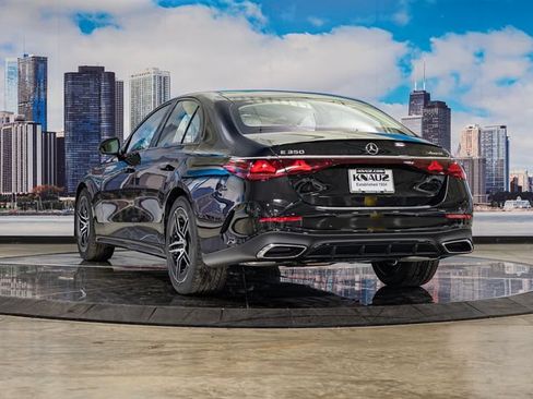Used 2026 Mercedes-Benz E 350 4MATIC Sedan image 9