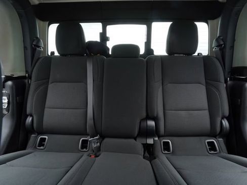 Used 2023 Jeep Gladiator Sport image 32