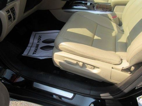 Used 2017 Acura MDX SH-AWD image 25