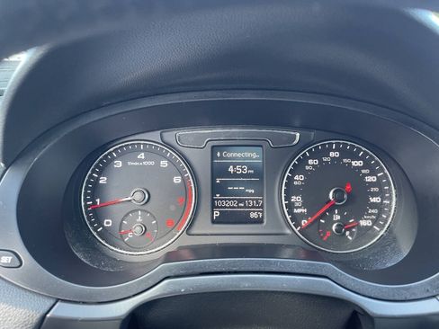 Used 2018 Audi Q3 2.0T Premium AWD/4WD image 13