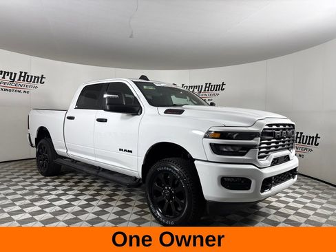 Used 2025 RAM 2500 Big Horn AWD/4WD image 4