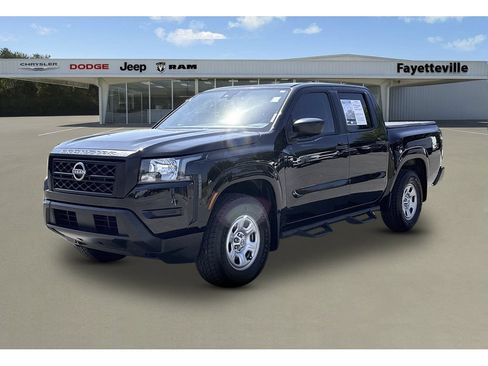 Used 2022 Nissan Frontier S w/ Technology Package RWD image 7