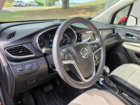Used 2022 Buick Encore Preferred w/ Safety Package AWD/4WD image 26