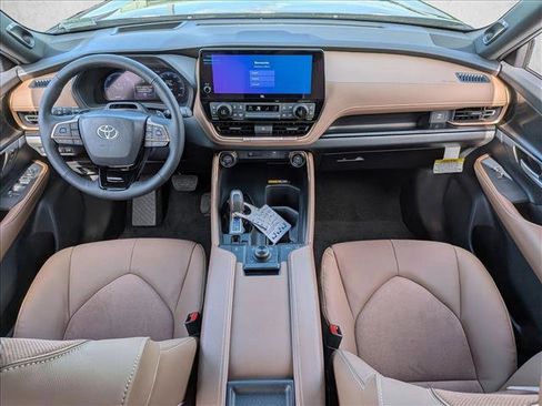New 2026 Toyota Grand Highlander AWD Hybrid image 14