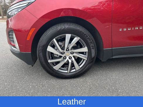 Used 2022 Chevrolet Equinox Premier image 3