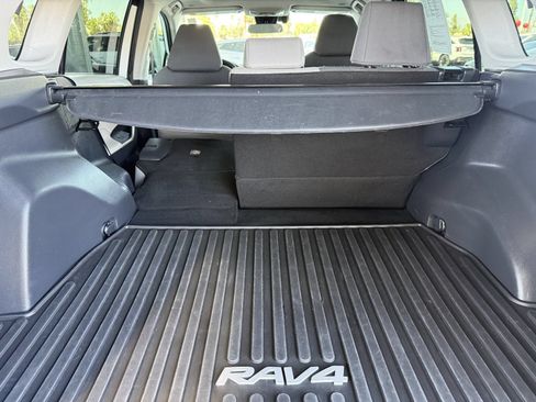 Used 2024 Toyota RAV4 XLE w/ Convenience Package FWD image 14