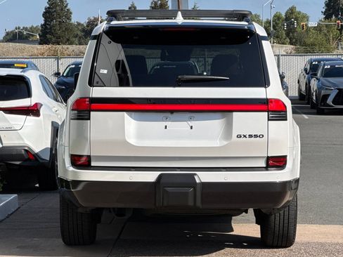 Used 2024 Lexus GX 550 image 5